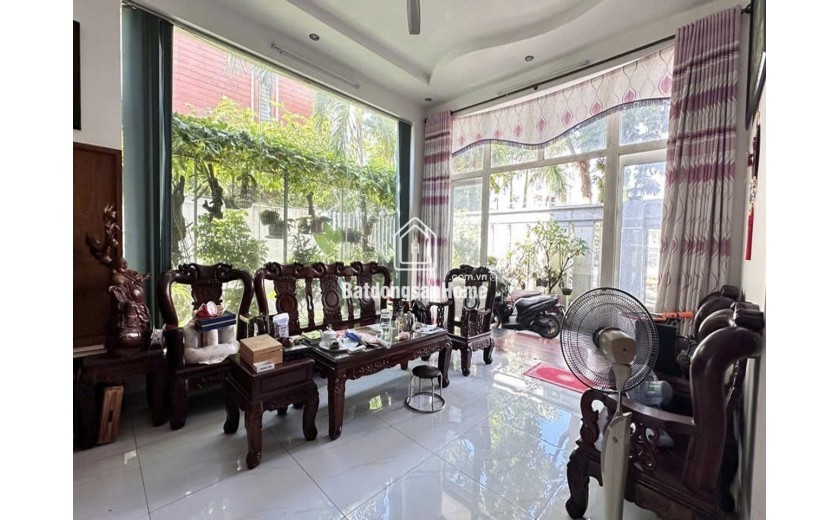 Biệt thự Vuông 4 tầng Đ.12m  – Lê Thị Riêng Quận 12 SS